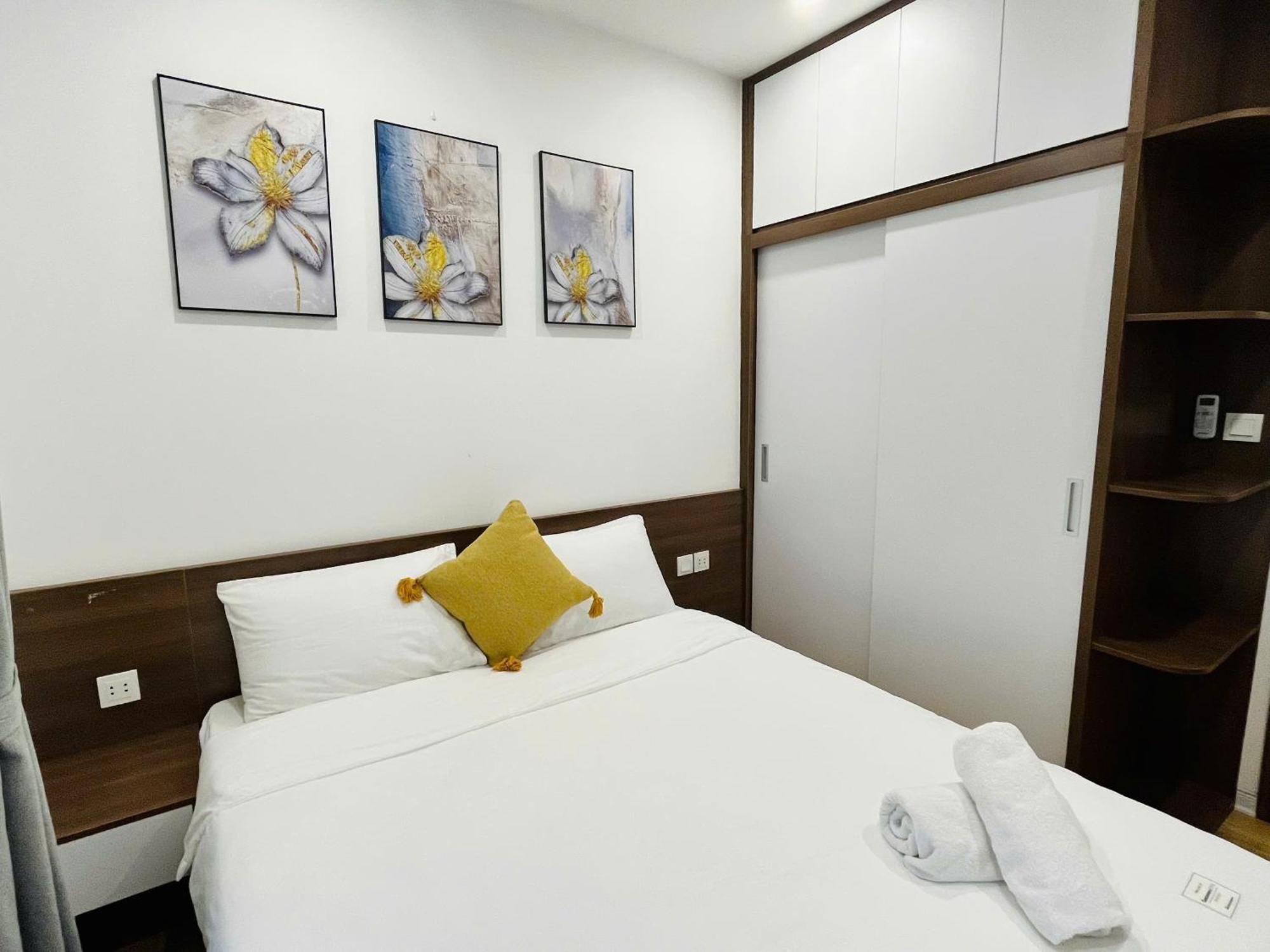 Căn hộ Vinhomes D'capitale - Tran Duy Hung - By Mc Homes *